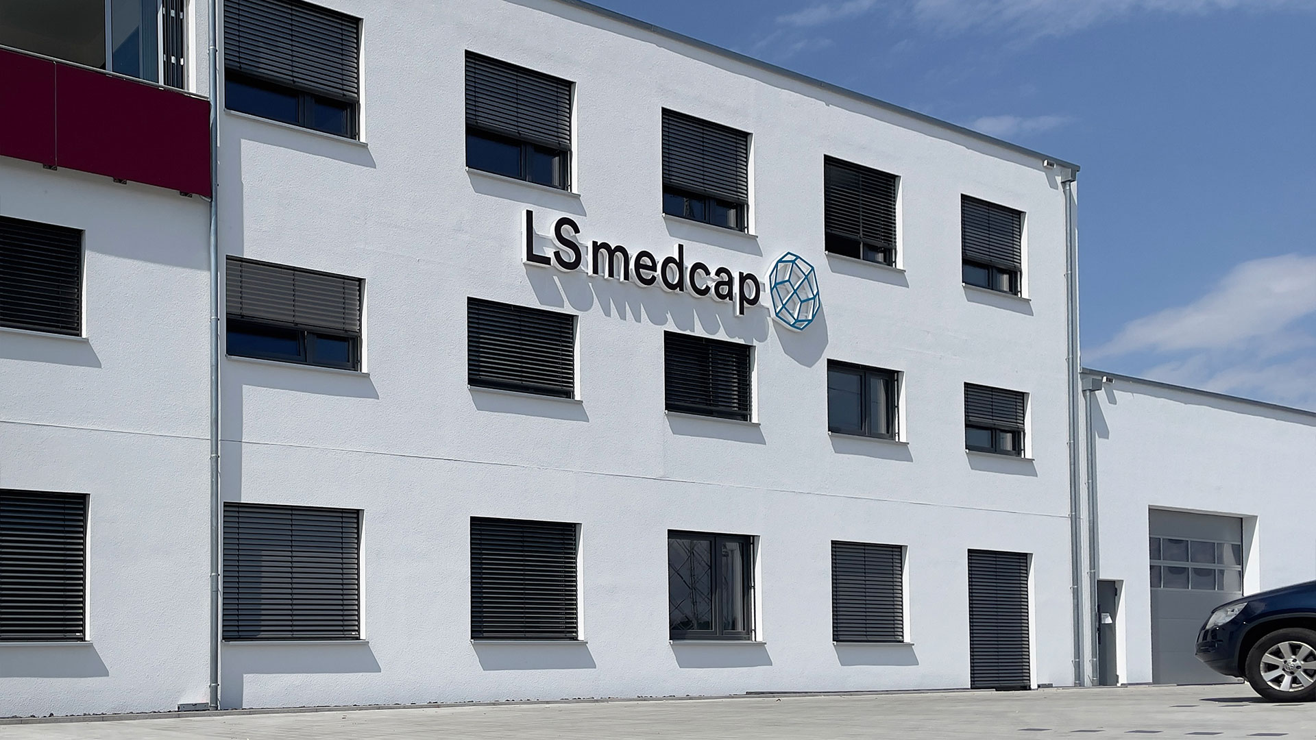 artistic advertising worlds Advertising Technology Reference: LS medcap