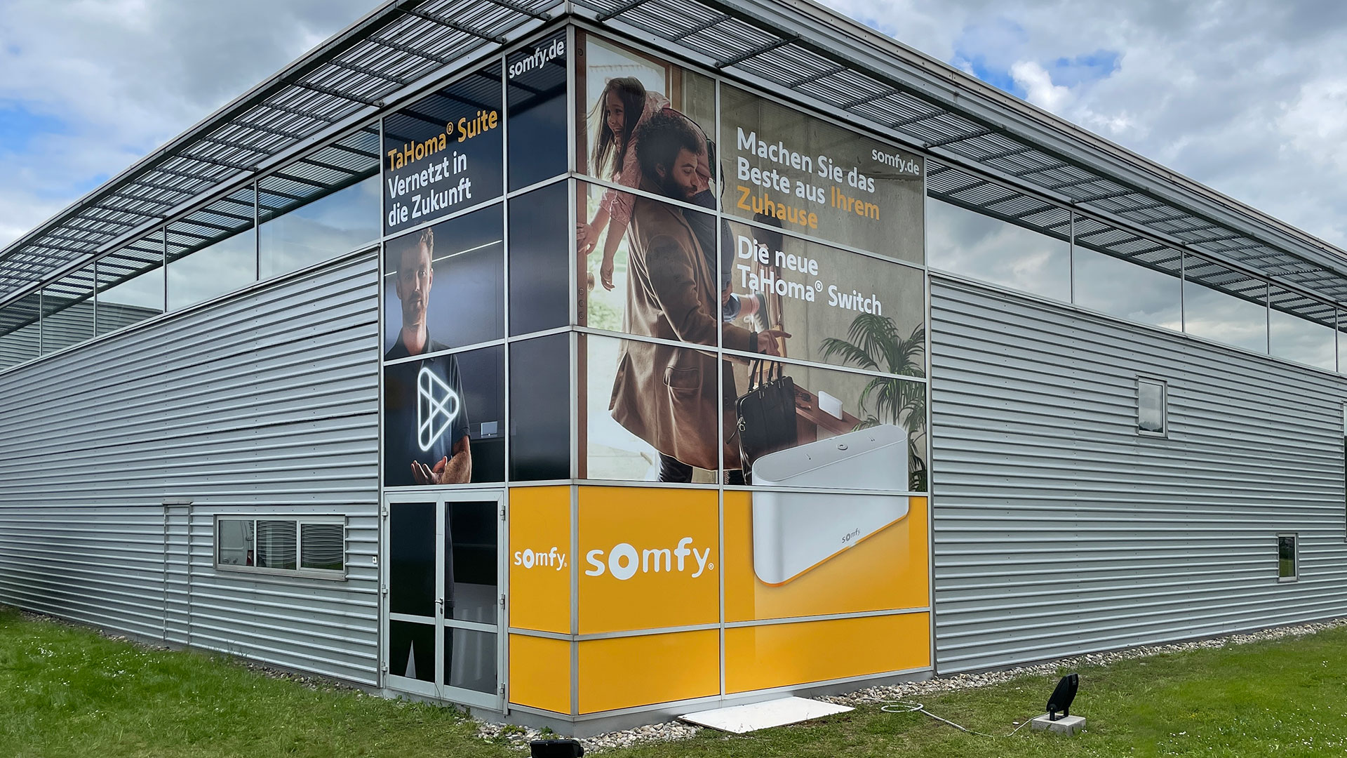 artistic werbewelten Case Study: Somfy Advertising Technology